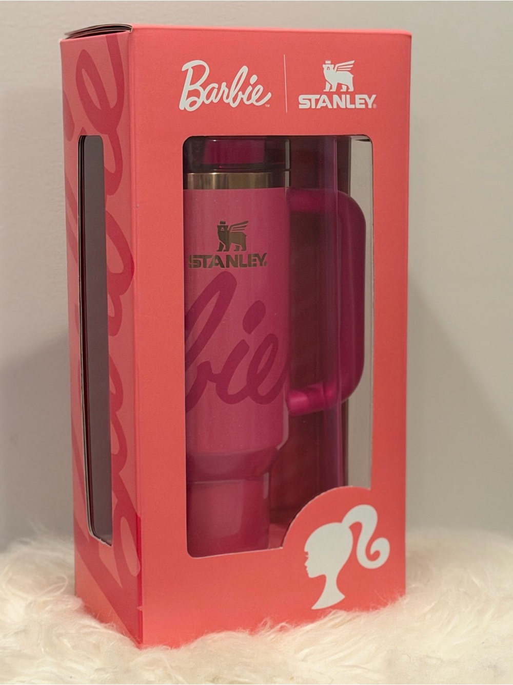 Stanley x Barbie Logo Pink Glitter Flowstate Quencher 40oz